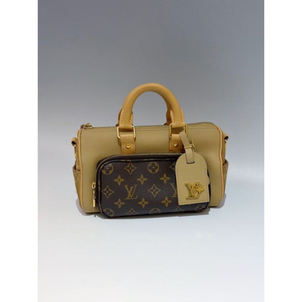 Louis Vuitton Women Pre-Loved Bag Very Good Condition - Picture 3 of 7